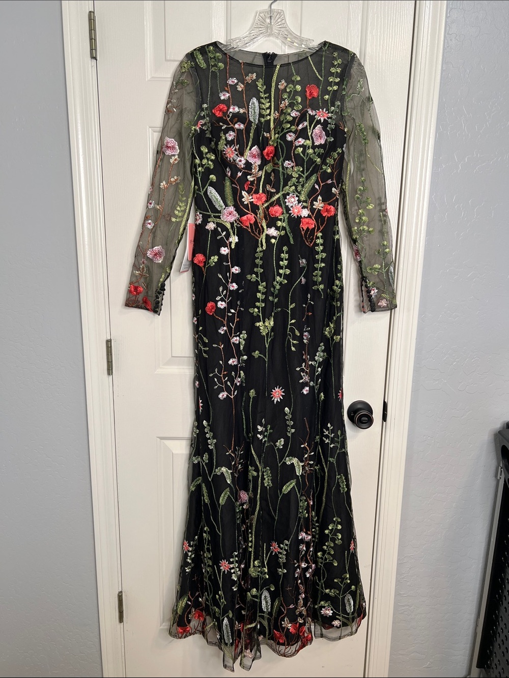 NWT JJ's House Antosia Black Lace floral Maxi Dress long sleeve size US 4 - Picture 4 of 12